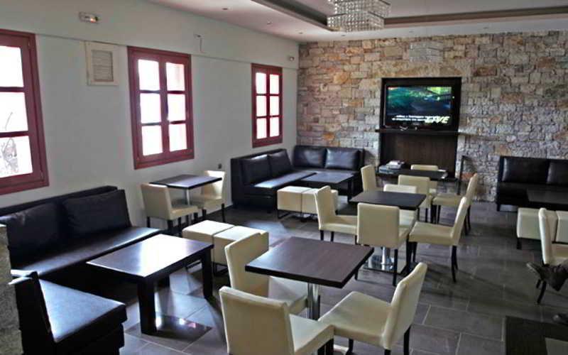 Aposperides Hotel Livadi  ภายนอก รูปภาพ