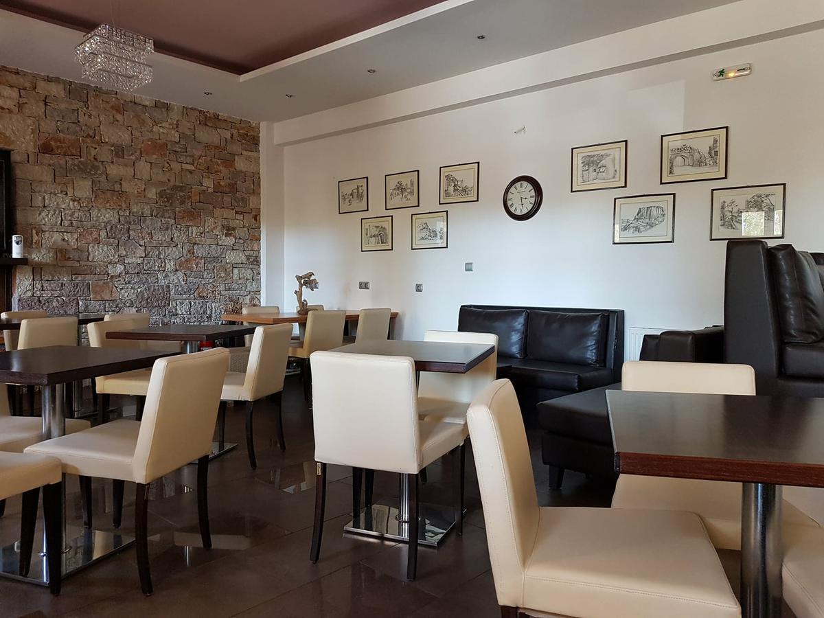 Aposperides Hotel Livadi  ภายนอก รูปภาพ